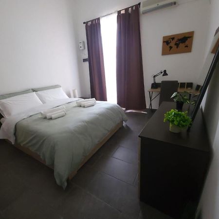 Giovenchi'S Apartment Palermo Exterior photo