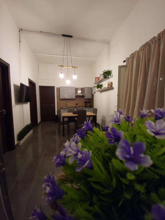 Giovenchi'S Apartment Palermo Exterior photo