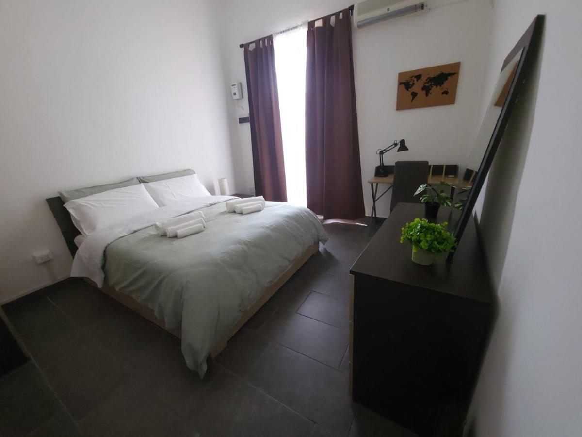 Giovenchi'S Apartment Palermo Exterior photo